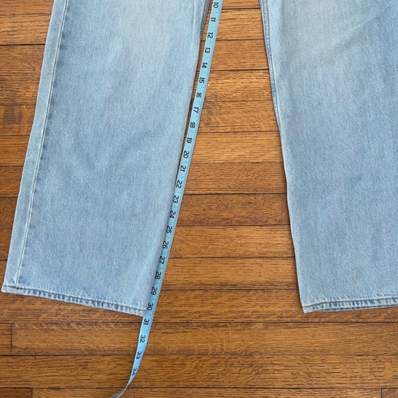 Levi’s Premium High Loose Jeans Med Wash Sz 25 - EUC - Picture 8 of 10